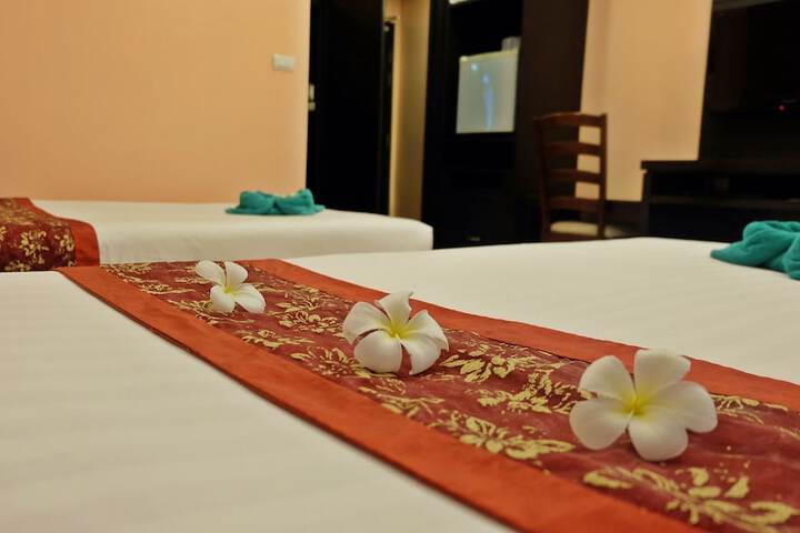 Room 5 of 191