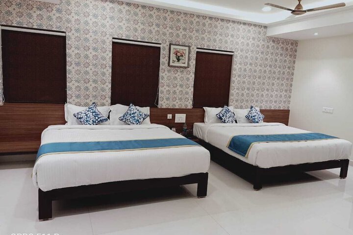 Room 5 of 42