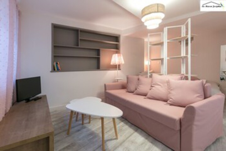 Room 43 of 90