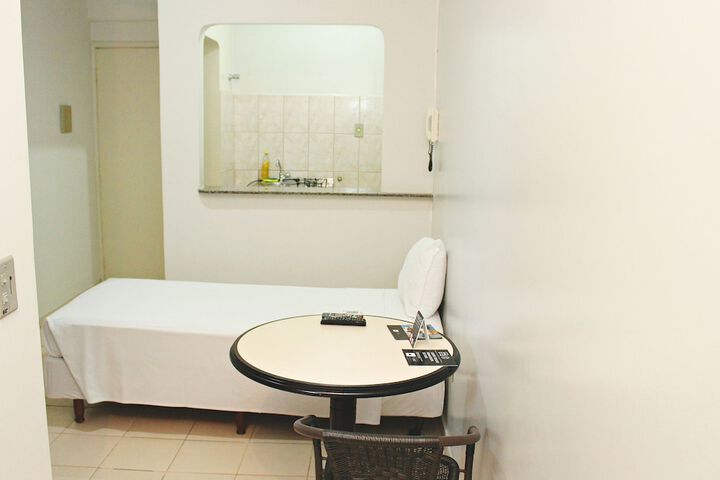 Room 9 of 23