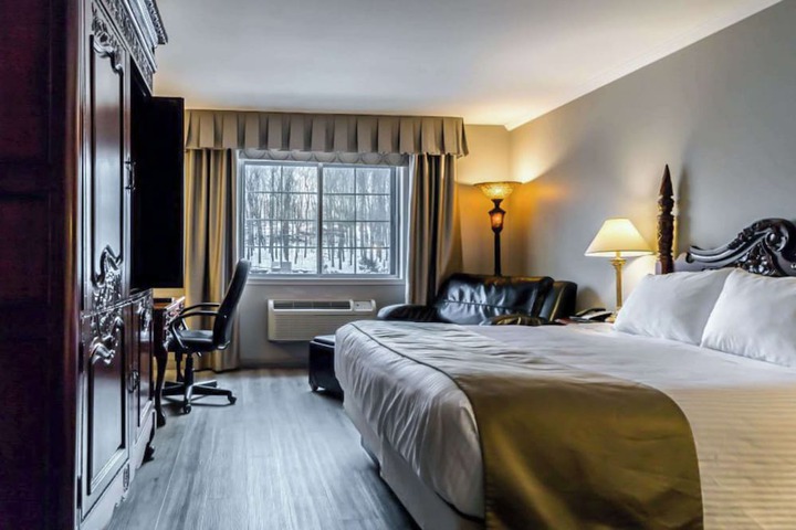 1 King Bed Upgrade (11 of 12)