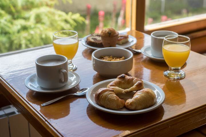 Breakfast buffet
