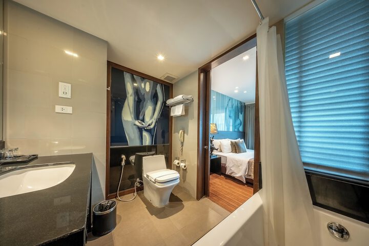 Room 70 of 127