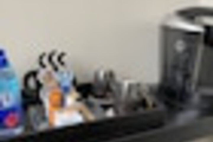 Room 98 of 285