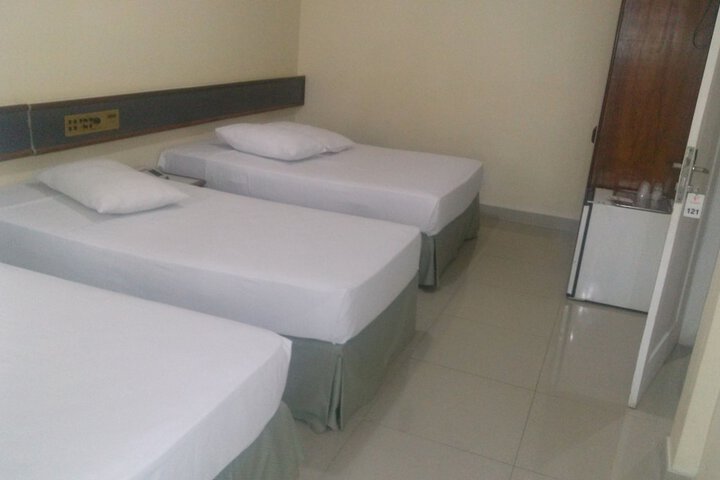 Room 4 of 29