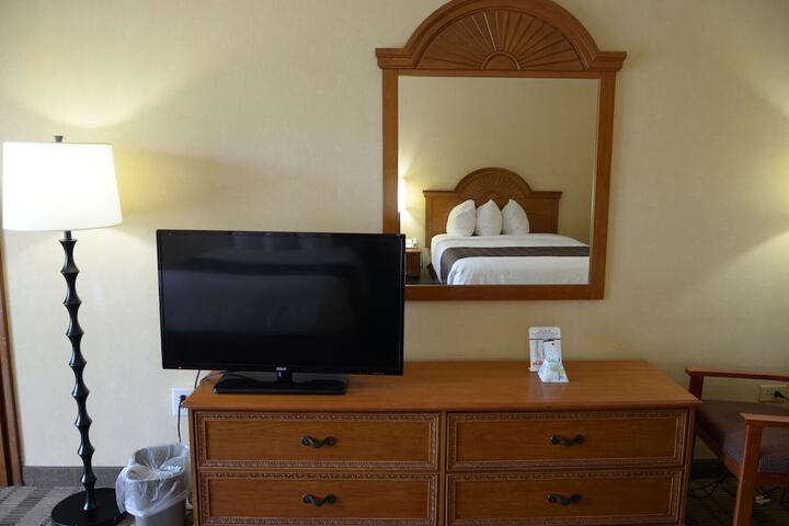 2 Double Beds (5 of 21)