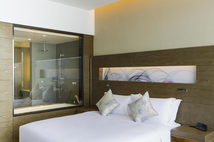 Room 21 of 70