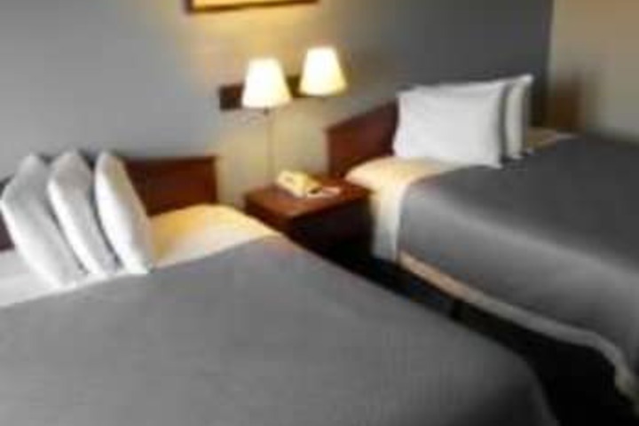 Room 19 of 48
