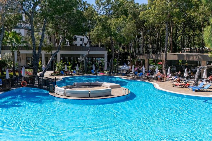 Pool 88 of 341