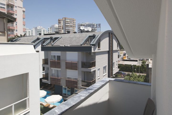 Terrace/Patio 63 of 64