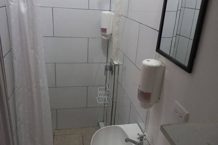 Room 208 of 269