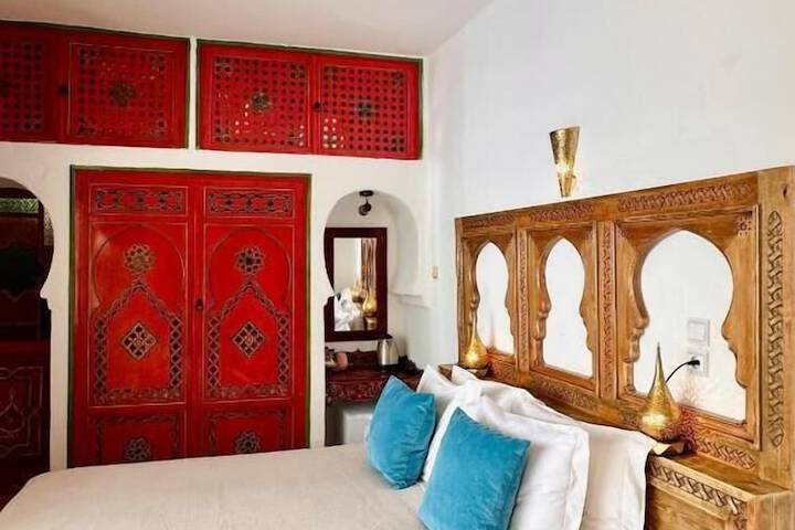 Room 20 of 40