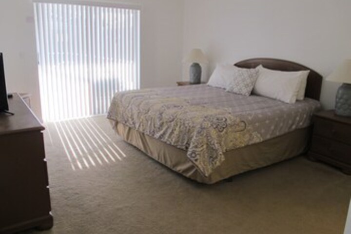Room 49 of 291