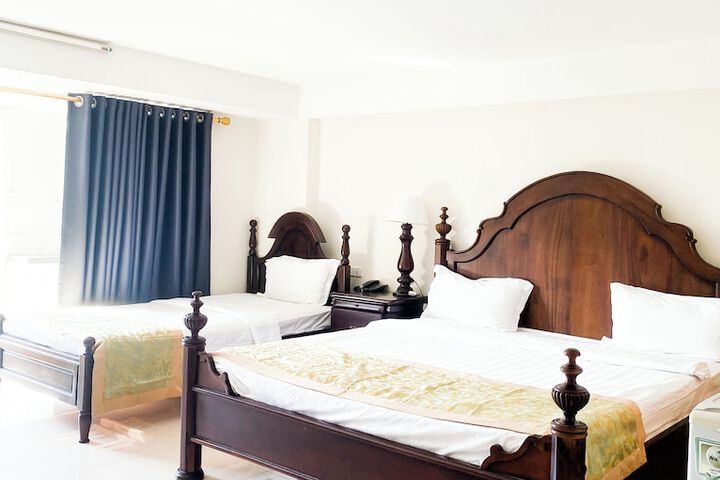 Room 27 of 50