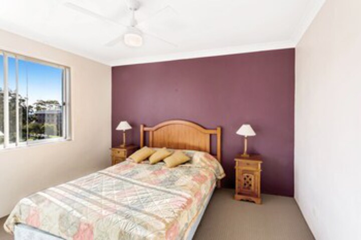 Room 11 of 12