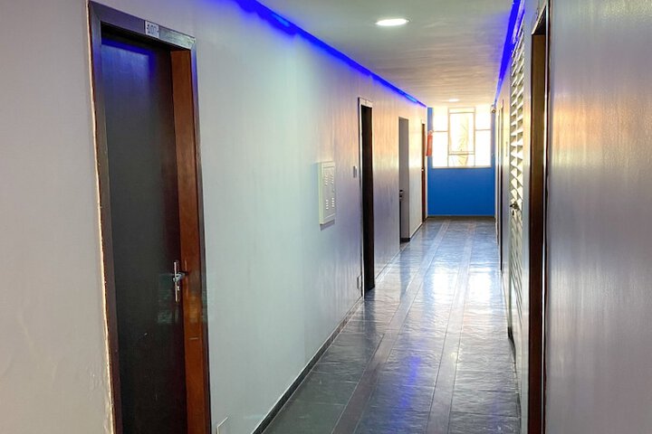 Ballroom/Hall 30 of 32