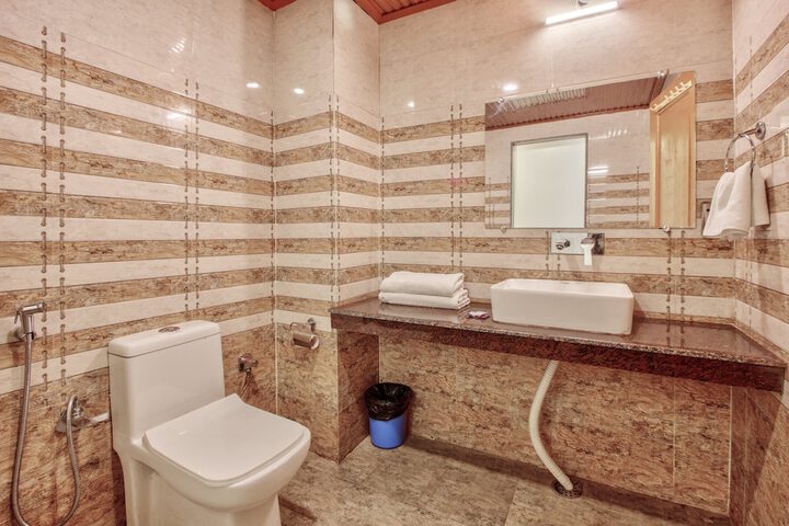 Room 16 of 23
