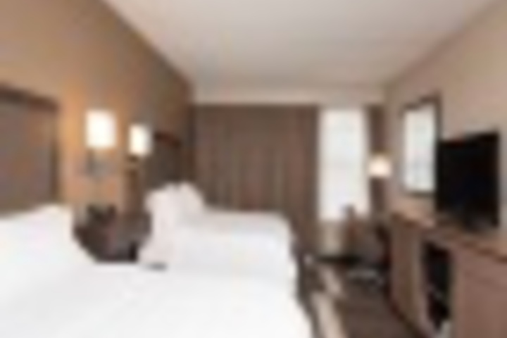 Room 290 of 372