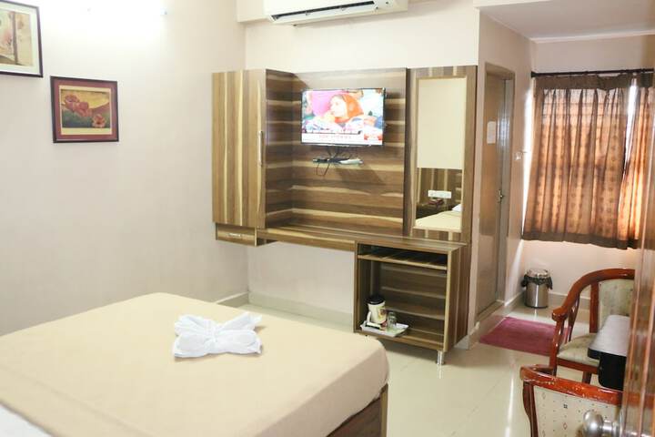 Room 7 of 35