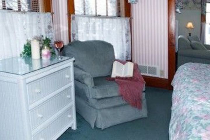 Room 198 of 200