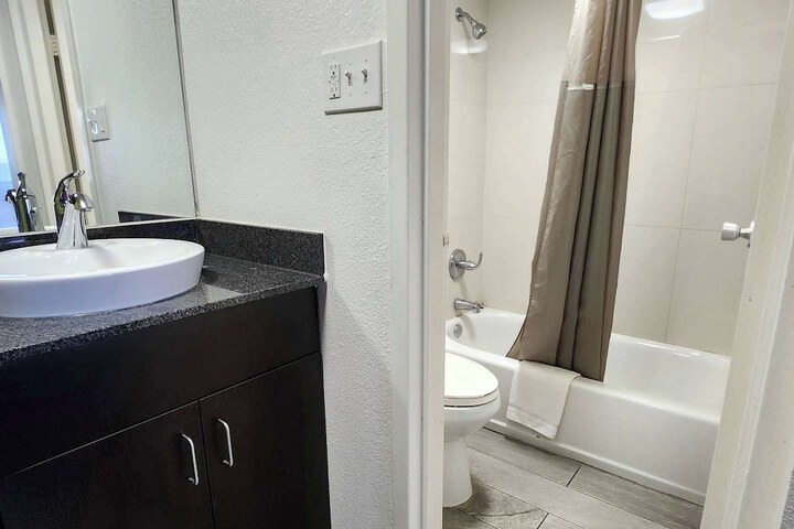Room 20 of 24