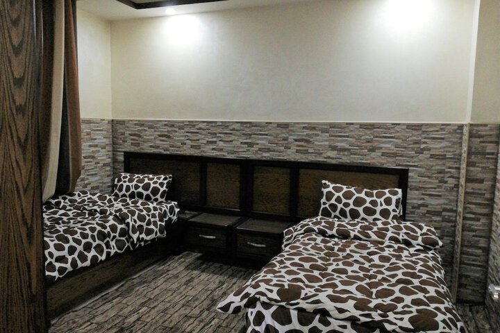 Room 5 of 50