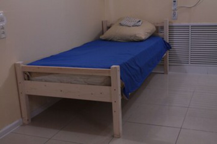 Room 72 of 113
