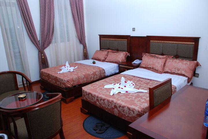 Room 6 of 29