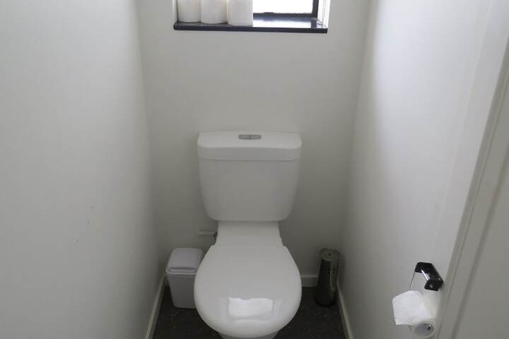 Room 30 of 48