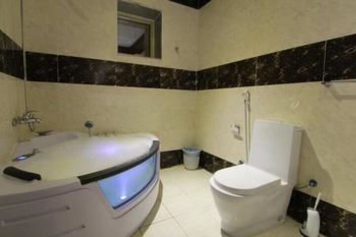 Room 4 of 29