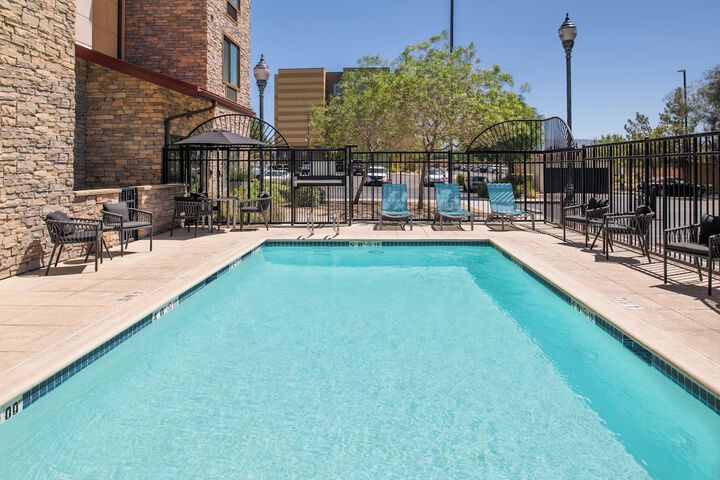 Pool 35 of 43