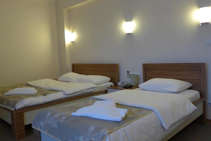 Room 18 of 53