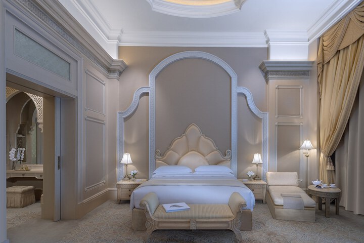 Room 9 of 219
