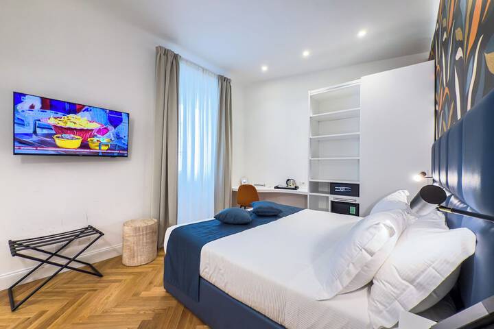 Room 47 of 238