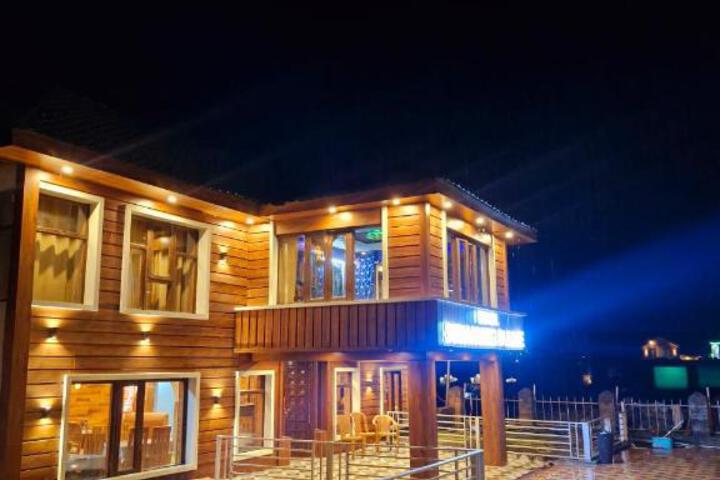 Hotel Sonamarg Palace