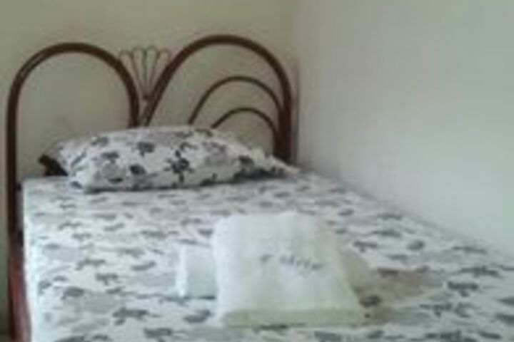 Room 80 of 189