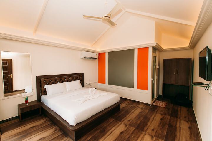 Room 14 of 44