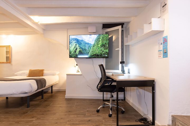 Room 8 of 41