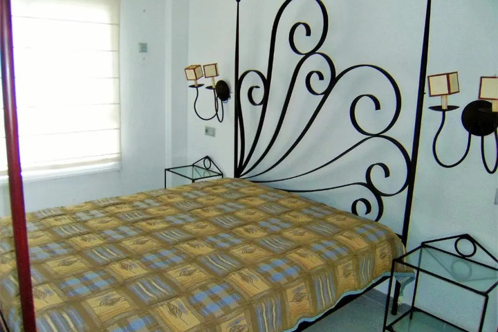 Room 3 of 14