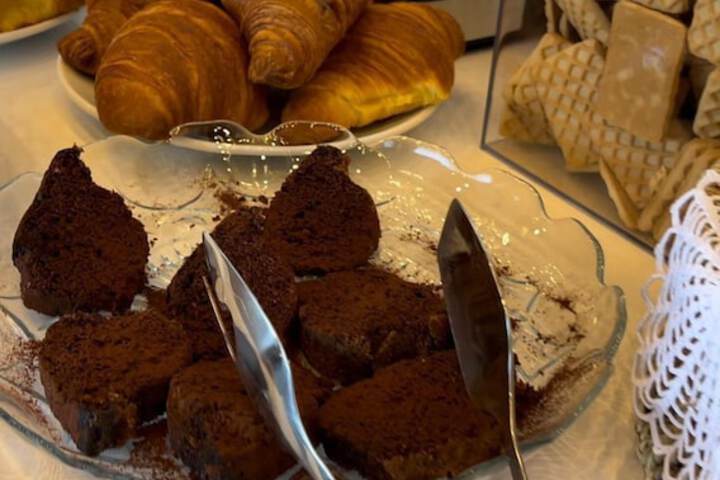 Breakfast/Coffee Service 49 of 80
