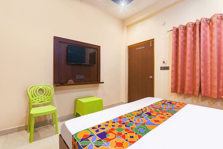 Room 17 of 23