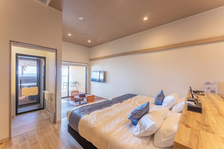 Room 14 of 60