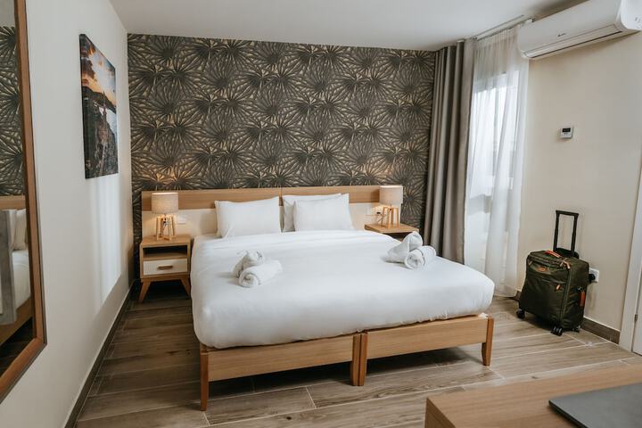 Room 9 of 56