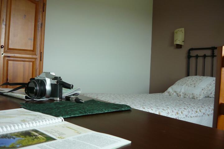 Room 7 of 37
