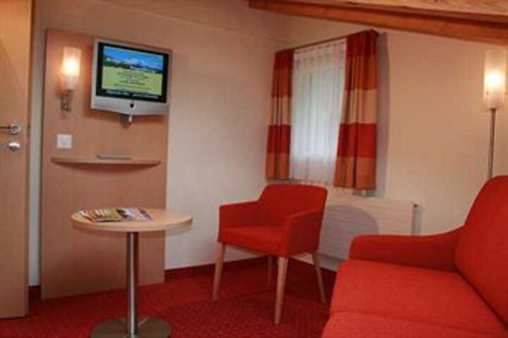 Room 54 of 67