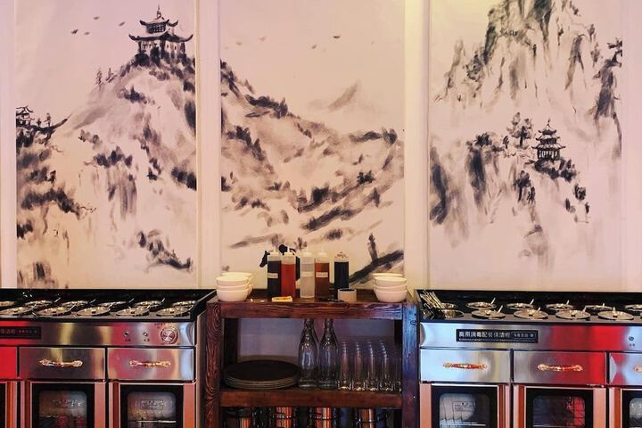 Dining Photos
