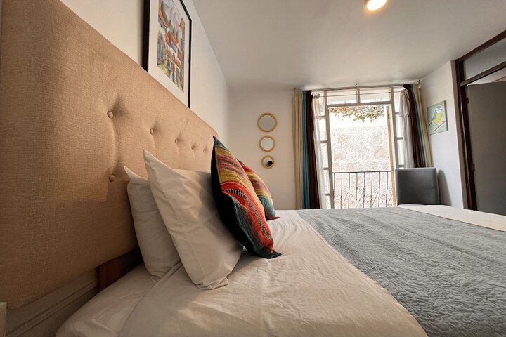 Room 15 of 28