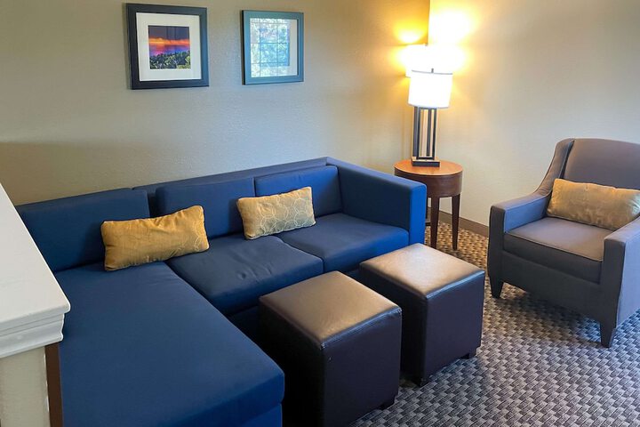 Room 29 of 64