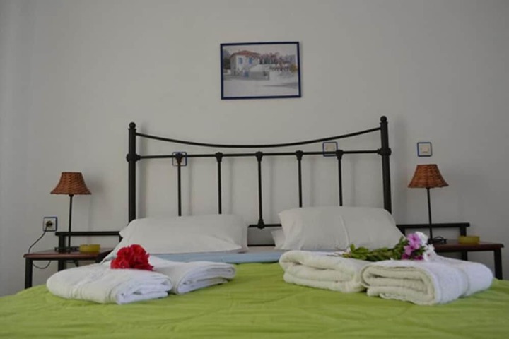 Room 3 of 41