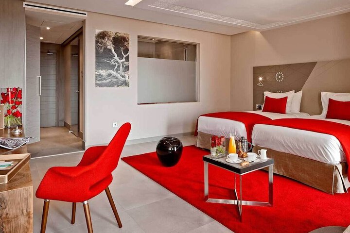 Room 28 of 85